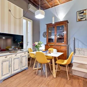 rome-as-you-feel-casa-governo-vecchio.it-romehotels.com/